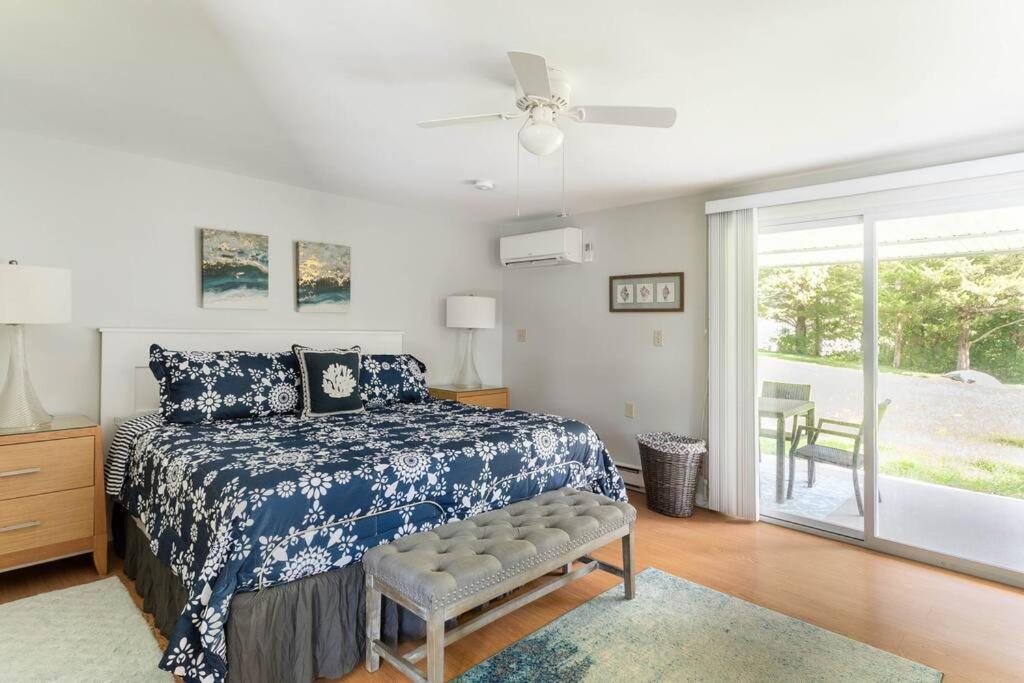 فيلا Unique Retreat With Private Patio, 4 King Beds And Bbq جروتون المظهر الخارجي الصورة