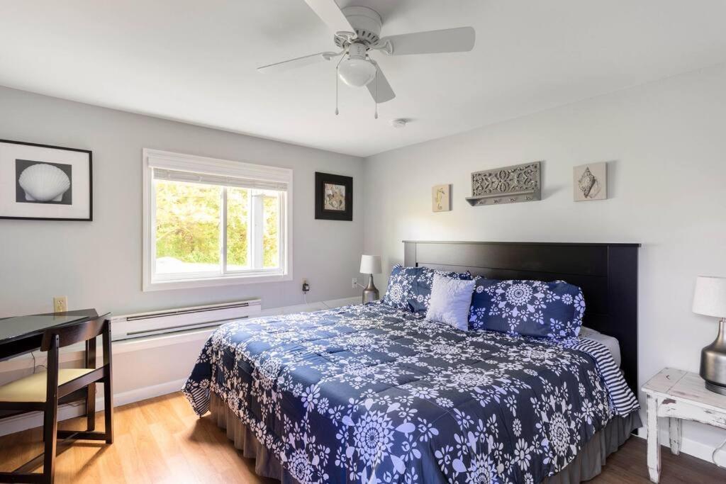 فيلا Unique Retreat With Private Patio, 4 King Beds And Bbq جروتون المظهر الخارجي الصورة